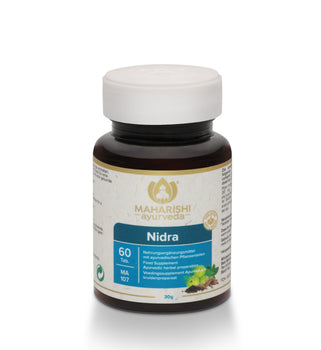 Ayurvedisches Produkt in Produktaufnahme